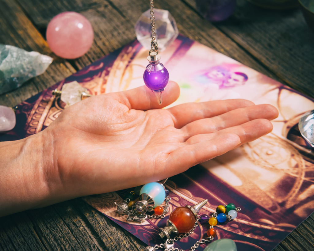 How the Magic of Crystals Help You to Attract Romance and Love